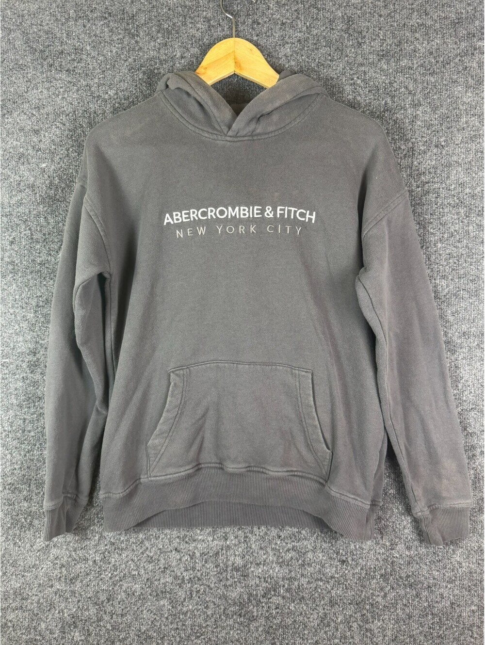 Abercrombie Kids Hoodie Sweatshirt Size 15 16 Charcoal Gray Embroidered New York